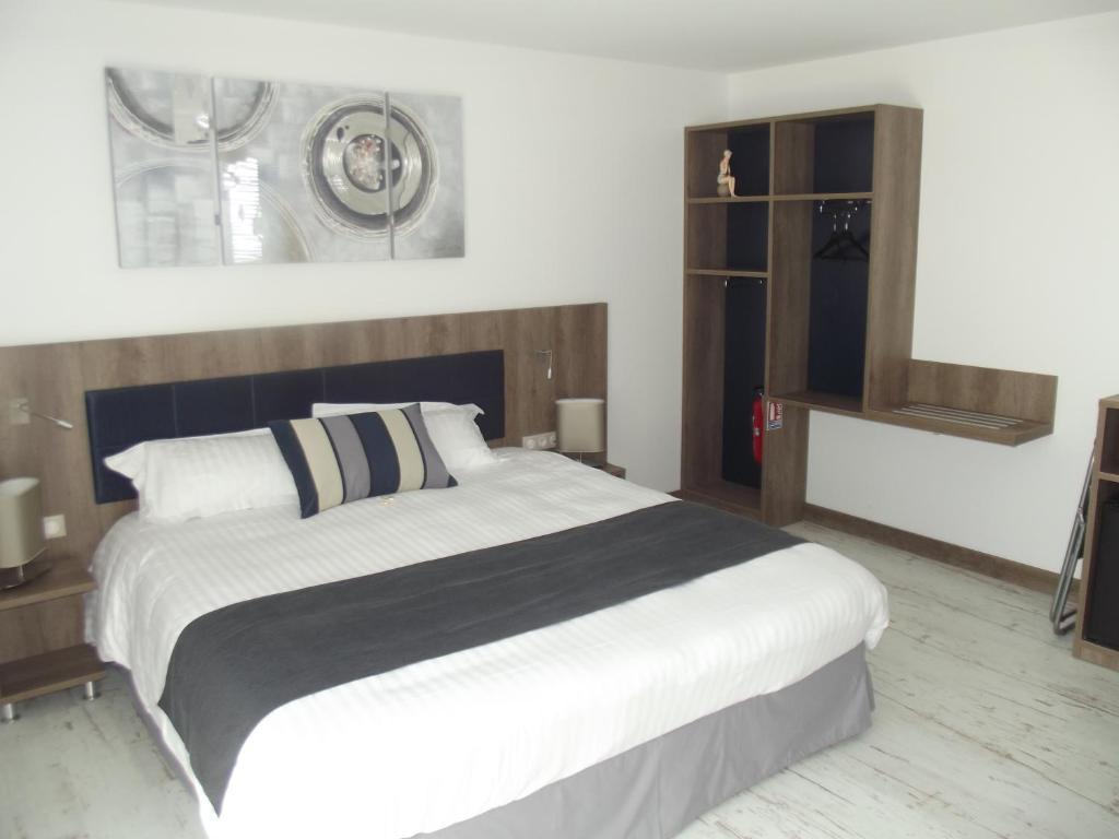 Le Domaine Des Oliviers Hotel Pierrelatte ห้อง รูปภาพ