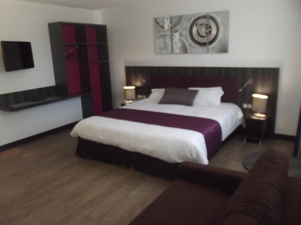Le Domaine Des Oliviers Hotel Pierrelatte ห้อง รูปภาพ
